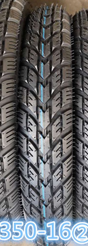 WingTread WT055 motorcycle tyre pattern